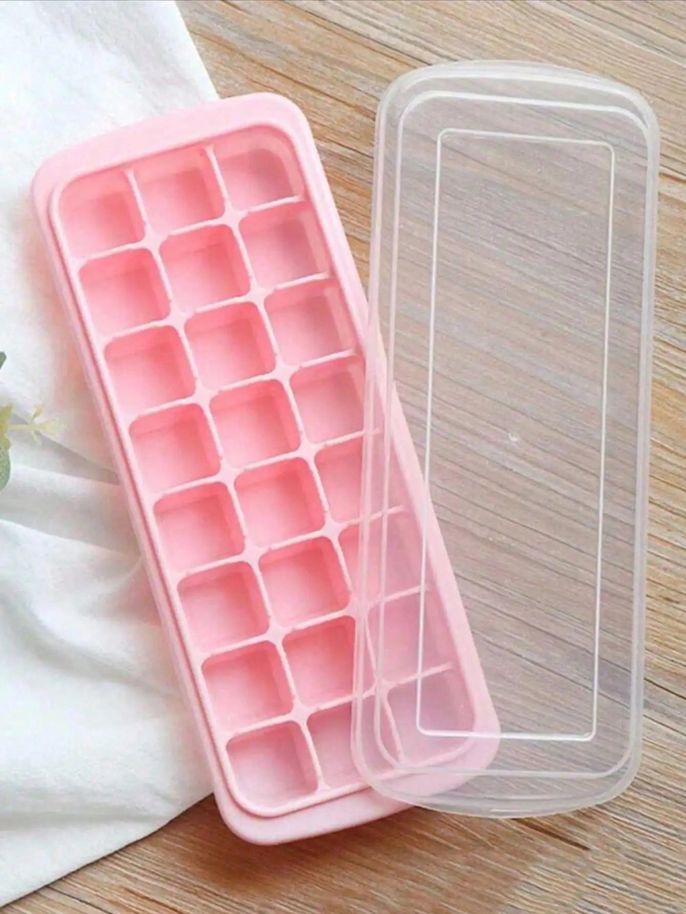 Multicolor Silicone Ice Cube Trays 14Cavity With Removable Lids