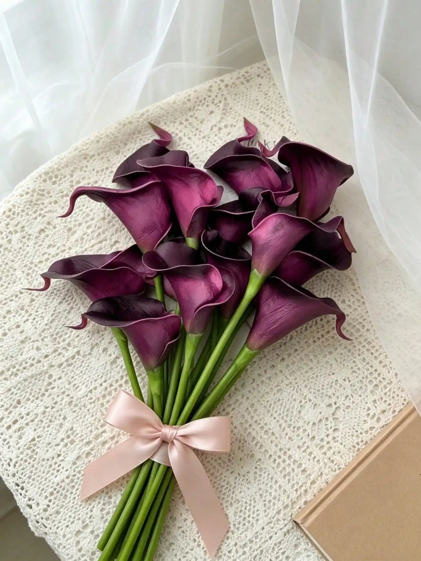 Artificial Calla Lily Bouquet Realistic Polyester Flowers For Wedding Decor